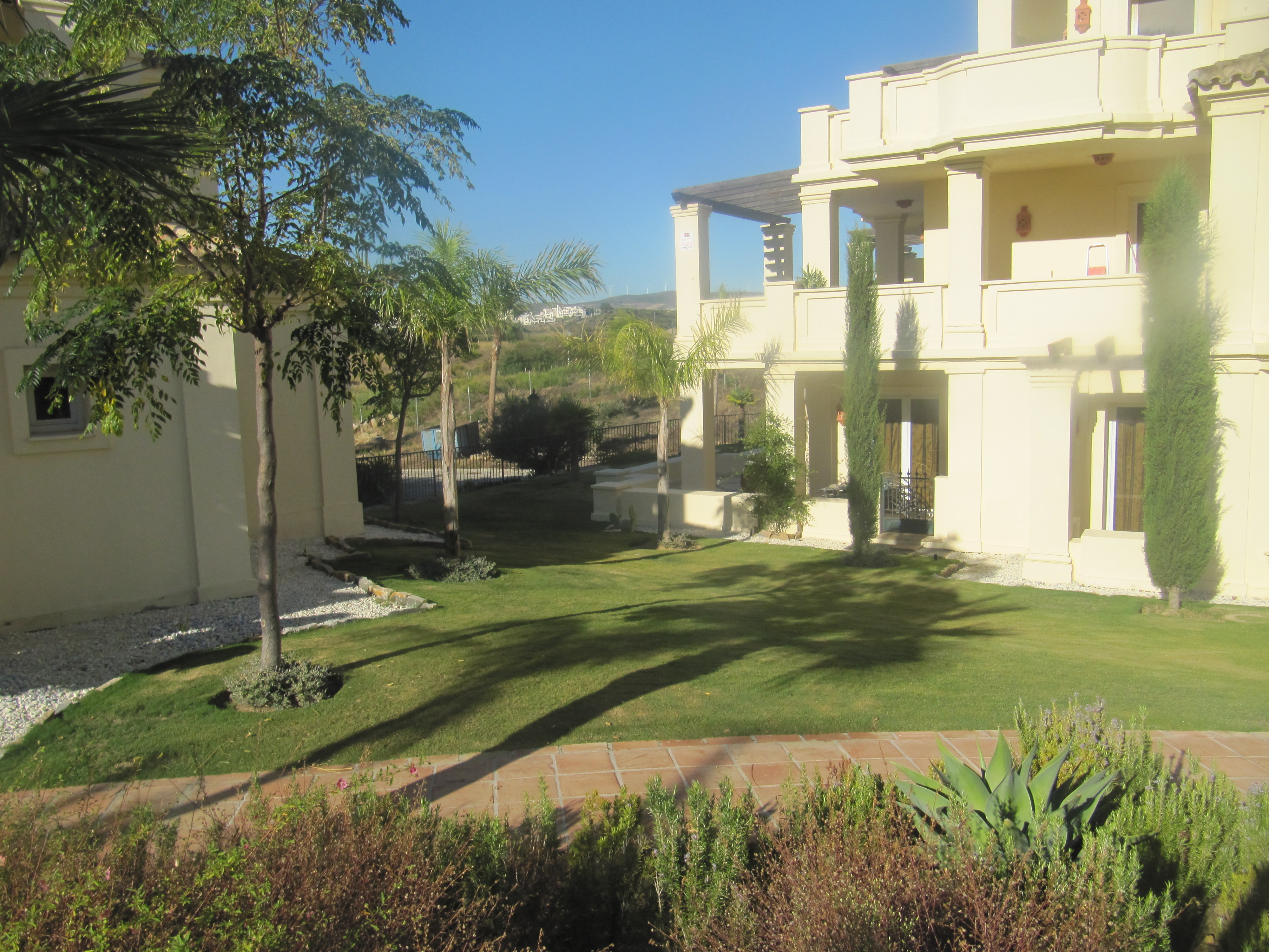 Majestic Gardens 004